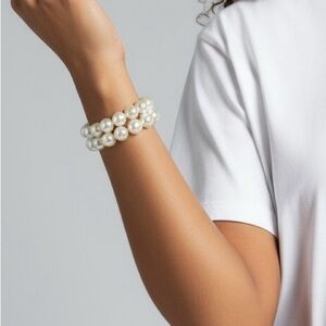 Set of 2 Pearl Bracelets